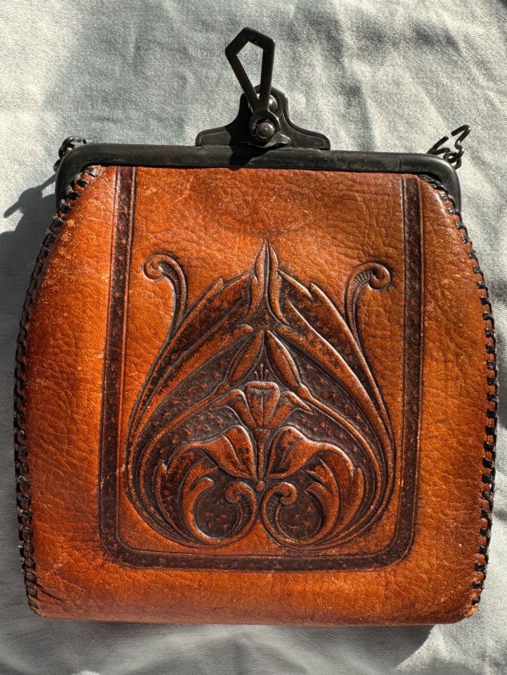 Vintage Tooled Leather Kisslock Purse | 1970s Art Nouveau Motif | Structured Lea